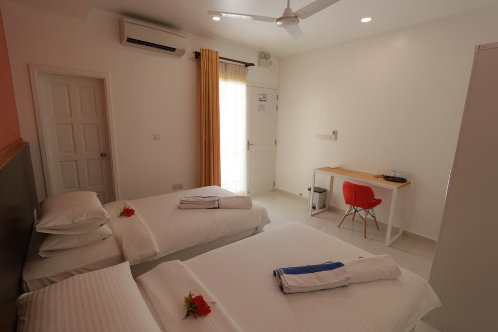 Scuba Inn Omadhoo Екстер'єр фото