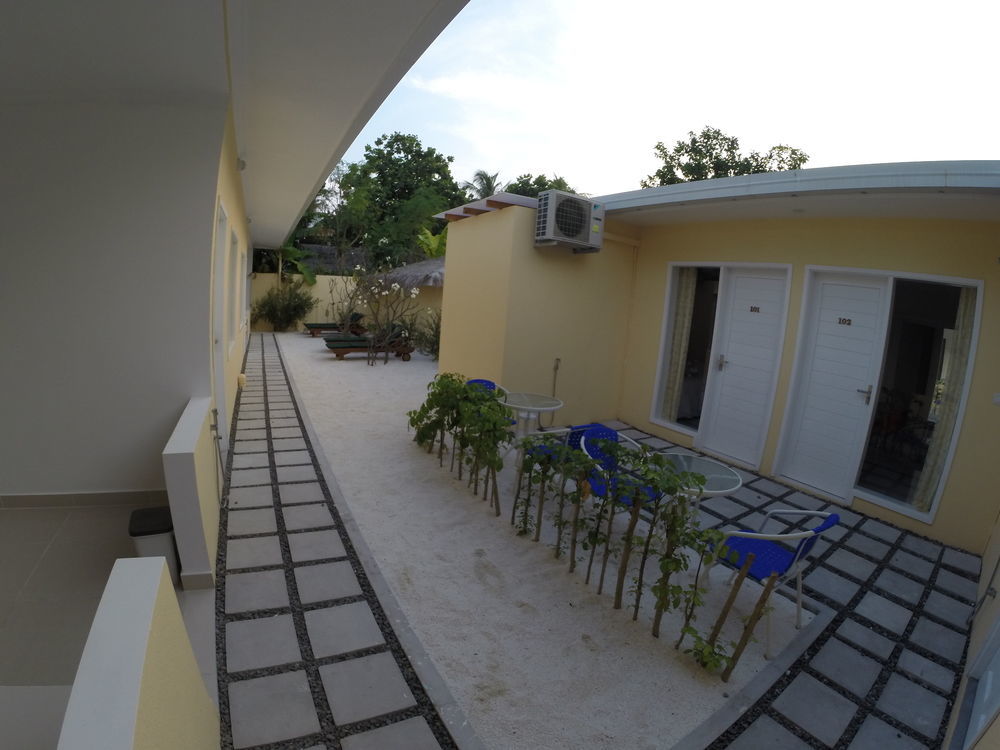 Scuba Inn Omadhoo Екстер'єр фото